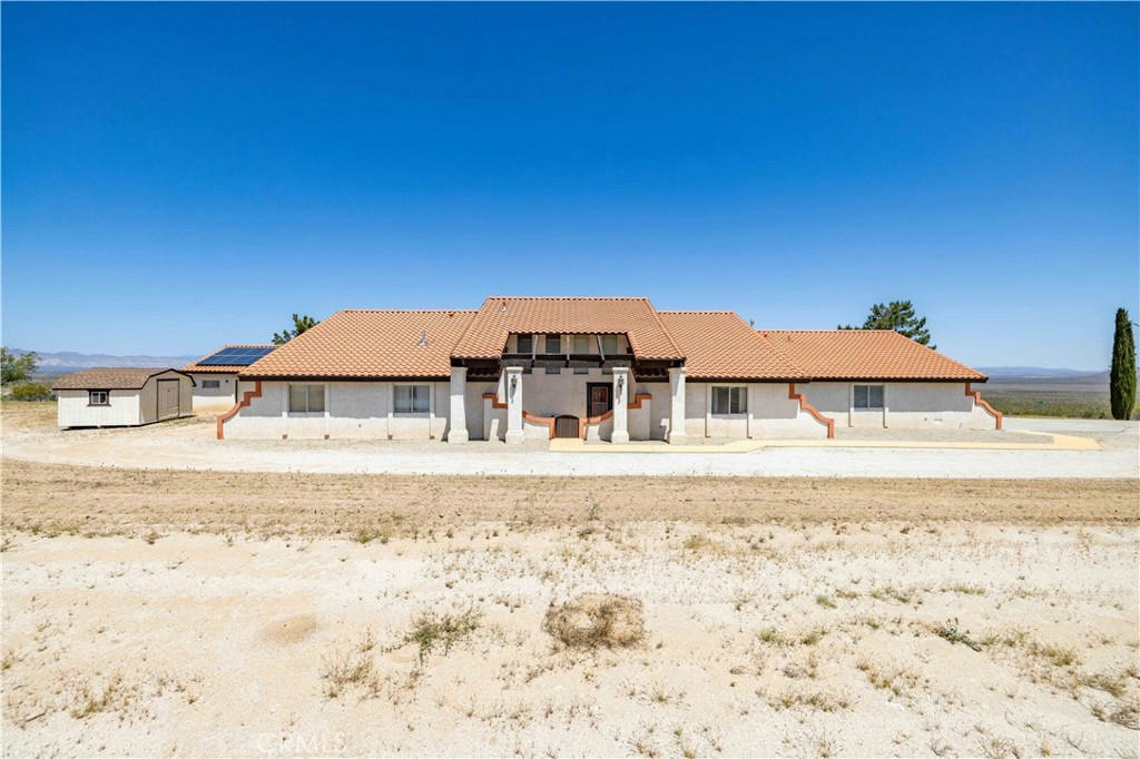 9532 CREST RD, CALIFORNIA CITY, CA 93505, photo 1 of 43