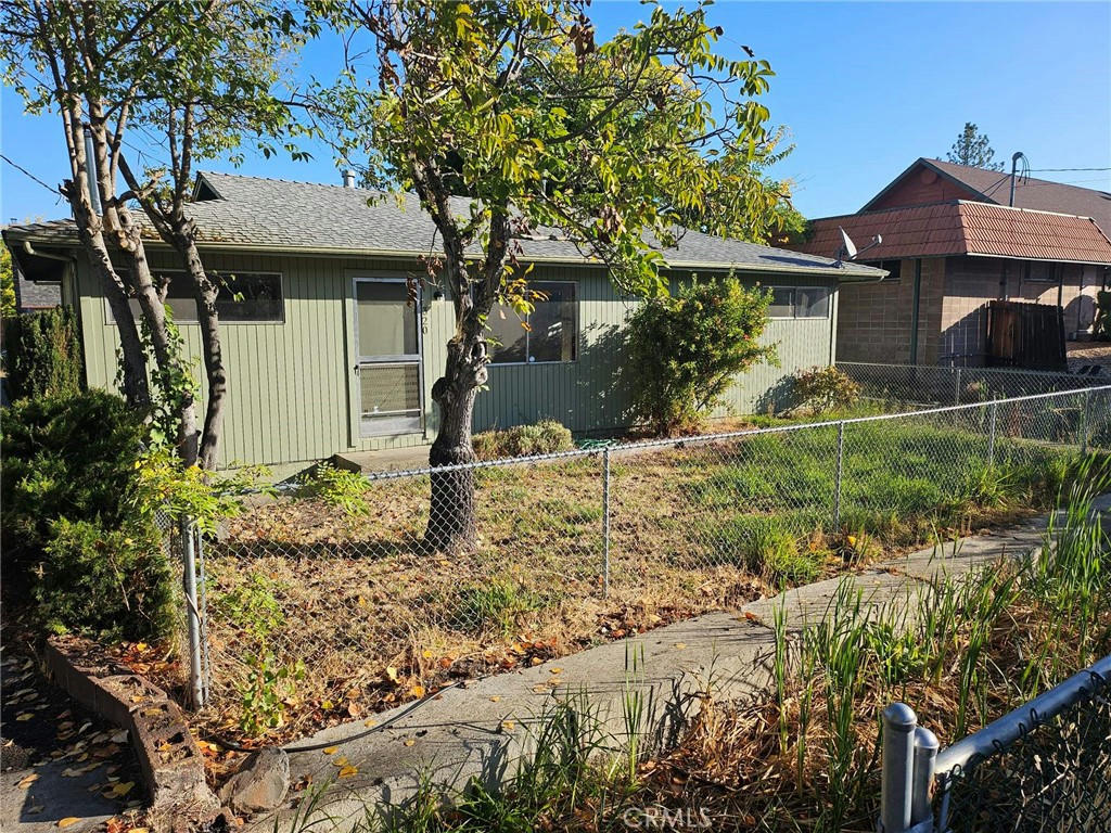 320 16TH ST, LAKEPORT, CA 95453, photo 1 of 23