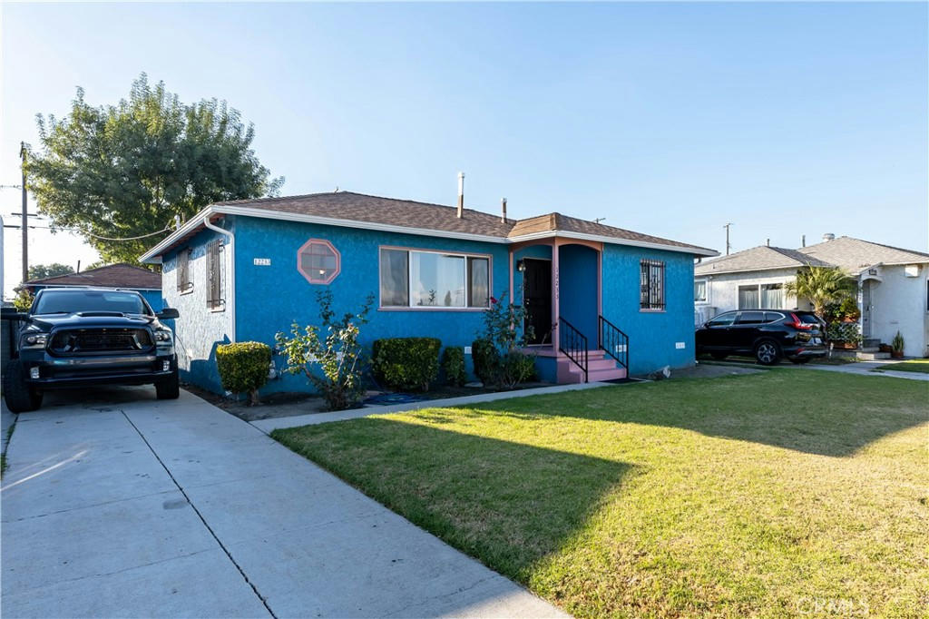 12233 SLATER AVE, LOS ANGELES, CA 90059, photo 1 of 29