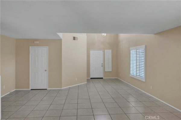 826 CLASSIC AVE, BEAUMONT, CA 92223, photo 4 of 34